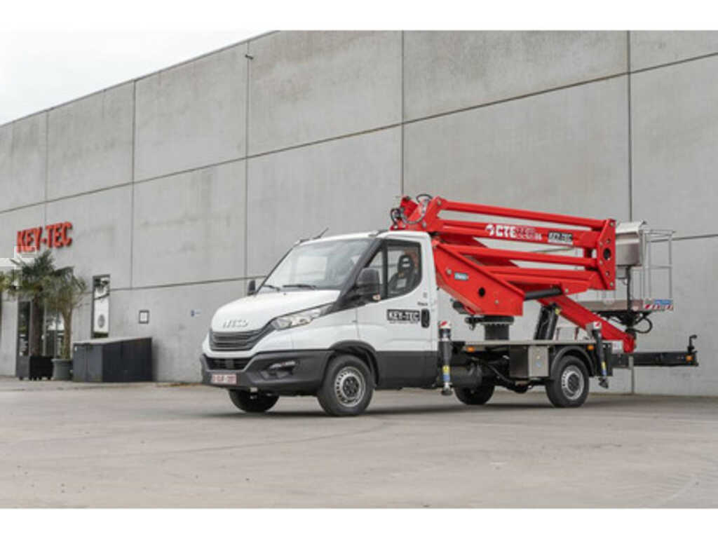 74312_686449541-1.jpg?v=1765273394