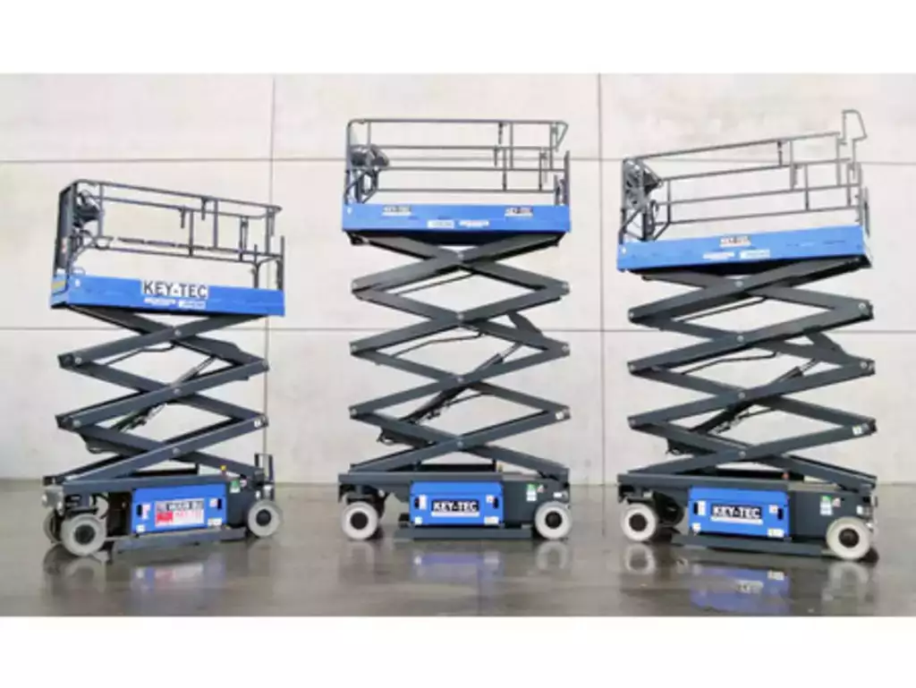 74312_766260223-1.jpg?v=1764927724