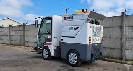 Ùttakaritó gép 2007  Dulevo 850 (2)