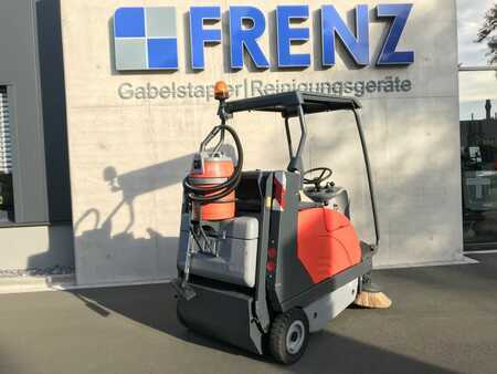 Spazzatrici aspiranti 2013 Hako Jonas 1200E (2)