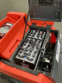 Spazzatrici aspiranti 2008 Hako Jonas 980 E (4)