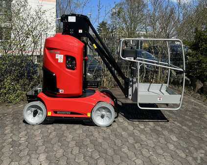 Teleszkópemelvény 2023  Manitou 100 VJR (1)