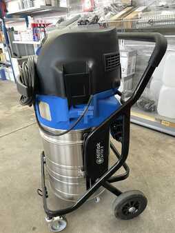 Pedestrian Sweeper 2024  Nilfisk Attix 965-21SD XC (1)