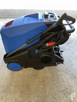 Hogedrukreiniger 2025  Nilfisk MH5 (2)