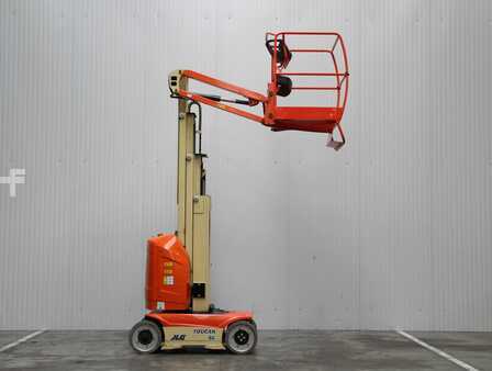 Vertikal / personløftere 2020 JLG TOUCAN 8E (1)