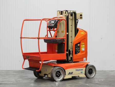 Vertikal / personløftere 2020 JLG TOUCAN 8E (3)