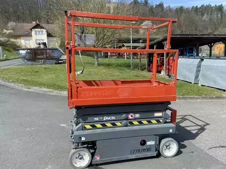 Ollós munka emelvény 2017  Skyjack SJ III 3219 (2)