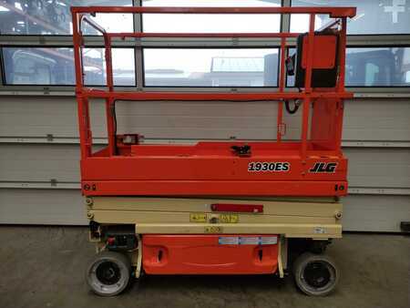Scissor lift 2020  JLG 1930 ES (2)