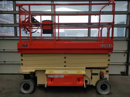 Scissors Lifts 2018  JLG 3246ES (1)