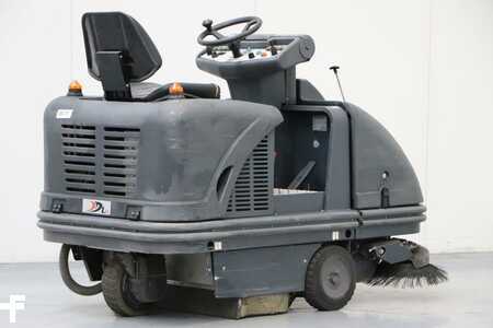 Pedestrian Vacuum Sweeper 2006  Fimap Duster LB (2)