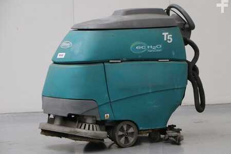 Scrubber Dryer 2015  Tennant T5 (1)