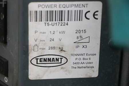 Scrubber Dryer 2015  Tennant T5 (5)