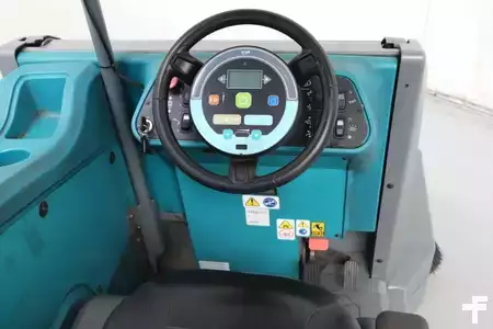 esfregador / secador 2019  Tennant M17 (3)