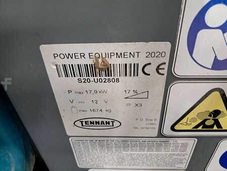 Barredora conductor incorporado 2020  TENNANT S20 (11)