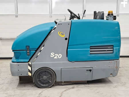 Barredora conductor incorporado 2020  TENNANT S20 (2)