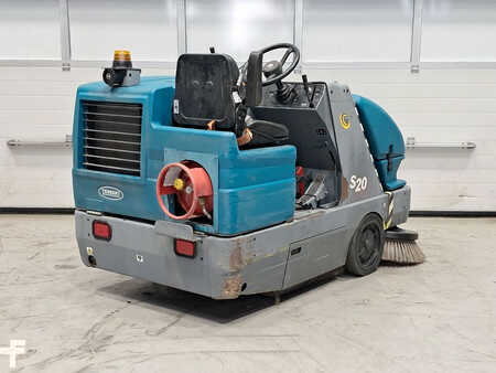 Barredora conductor incorporado 2020  TENNANT S20 (4)