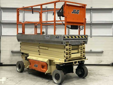 Schaarhoogwerker  JLG 2646 ES (6)