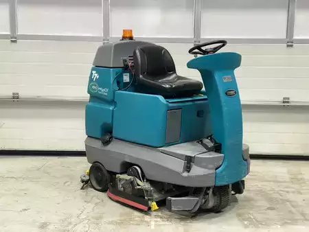 Ride On vakuový zametač 2019  TENNANT T7 ECHO (6)