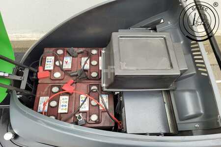 Zit veegmachine 2021  Dibo 1050E (8)