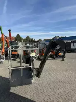 Knikarmhoogwerker 2006  Manitou Gelenk-Teleskop-Arbeitsbühne 120 AETJ 3 D Compakt (5)