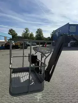 Knikarmhoogwerker 2006  Manitou Gelenk-Teleskop-Arbeitsbühne 120 AETJ 3 D Compakt (6)