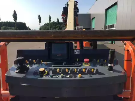 Teleszkópemelvény 2015  JLG 1850SJ (4)