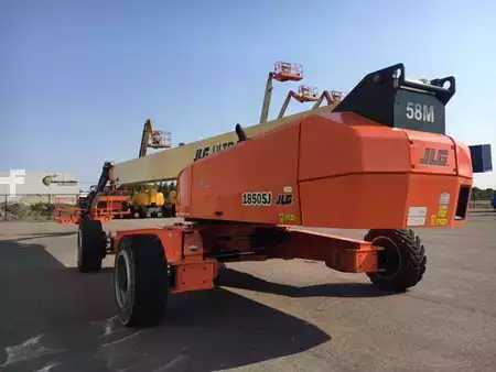 Teleszkópemelvény 2015  JLG 1850SJ (7)