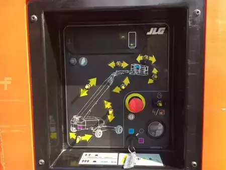 Teleszkópemelvény 2015  JLG 1850SJ (9)