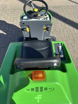 Ride On vakuový zametač 2022  Gansow KSM1250B (7)