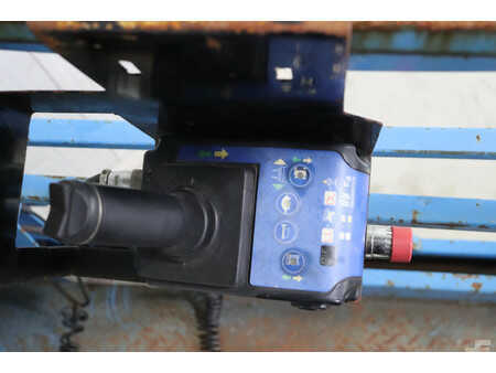 Scissors Lifts 2014  Mantall XE80C (10)