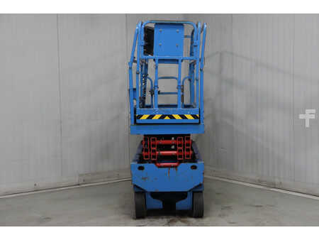Scissors Lifts 2014  Mantall XE80C (3)
