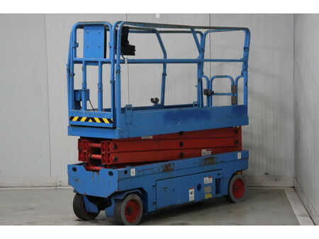 Scissors Lifts 2014  Mantall XE80C (4)