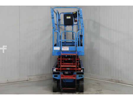 Scissors Lifts 2014  Mantall XE80C (6)