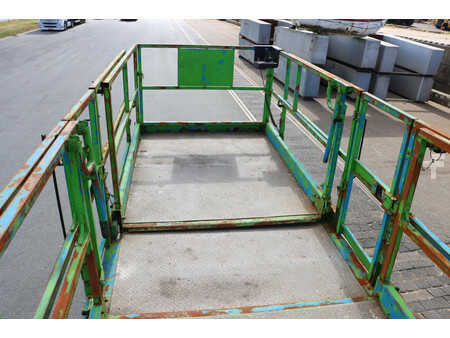 Scissor lift 2008  Genie GS5390RT (14)