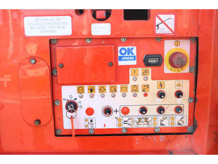 Teleskop platform 2005  Aichi SR18A (13)