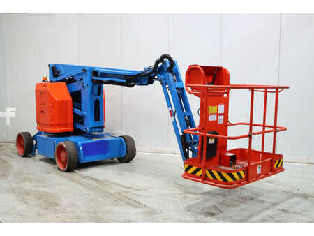 Kloubová pracovní plošina 2014  Genie Z34/22N (1)