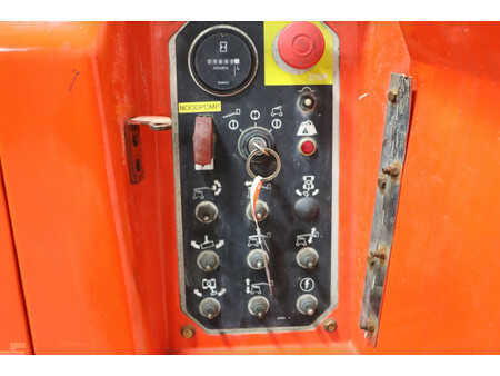 Kloubová pracovní plošina 2014  Genie Z34/22N (10)