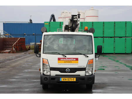 Plošina na nákladním automobilu 2013 SAFI SCA 22 (2)