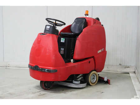 Zamiatarka 2014  RCM Jumbo  T952 (3)