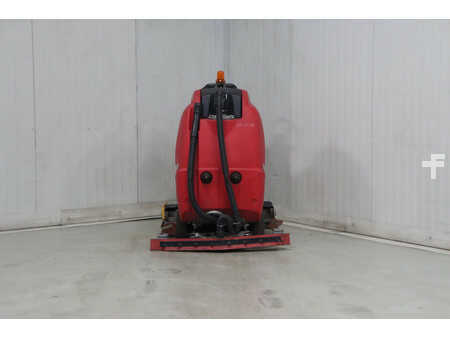 Zamiatarka 2011  RCM JUMBO 1002 R (5)