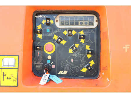 Knikarmhoogwerker 2005  JLG 800AJ (11)