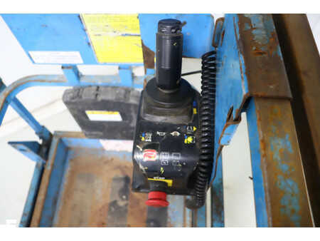 Piattaforme aeree a pantografo 1998  Genie GS2032 (12)