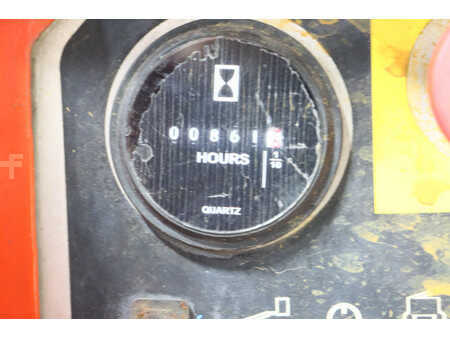 Kloubová pracovní plošina 2005  Genie Z34/22N (9)