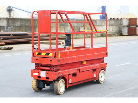 Piattaforme aeree a pantografo 2000  Haulotte Compact 8 (3)