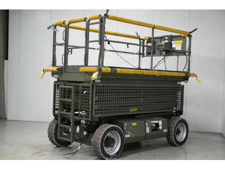 Scissor lift 2015  JLG M3369 (9)