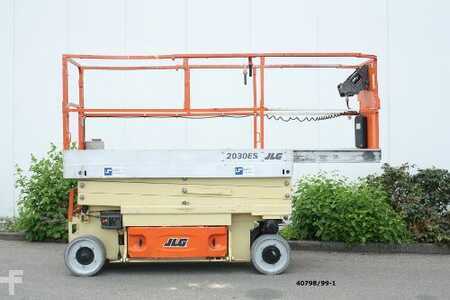Pracovní plošina s nůžkovým zdvihem 2007  JLG 2030 ES (2)