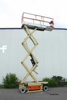 Pracovní plošina s nůžkovým zdvihem 2007  JLG 2030 ES (4)