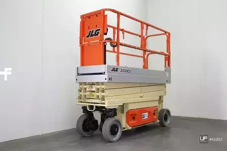 Scherenarbeitsbühne  JLG 2030 ES (2)