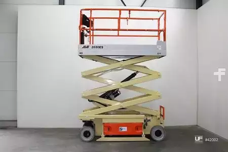 Scherenarbeitsbühne  JLG 2030 ES (4)
