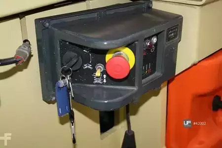 Scherenarbeitsbühne  JLG 2030 ES (5)